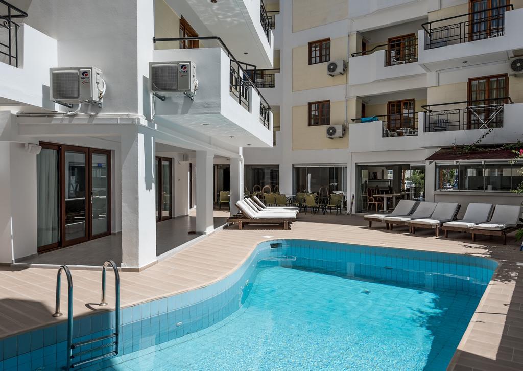 Artemis Hotel Apartments Hersonissos  Exterior foto